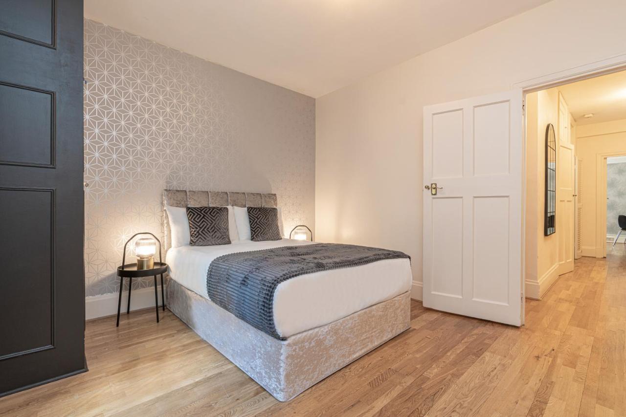 Charming 2 Bedroom Flat In Kensington High Street London Exterior foto