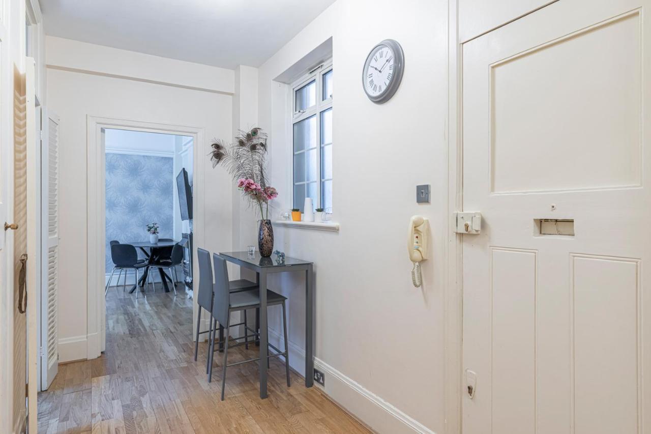 Charming 2 Bedroom Flat In Kensington High Street London Exterior foto